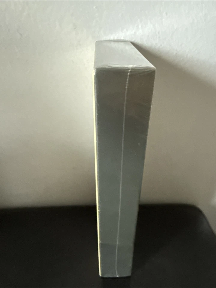 Barnes & Noble Nook Color 8GB Wi-Fi / 7 inch / Slate / Brand New Sealed - Image 4 of 4