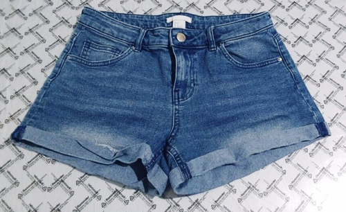 H&M Cuffed Denim Shorts Women's Size 4 Medium Wash -Ships Same Business Day!