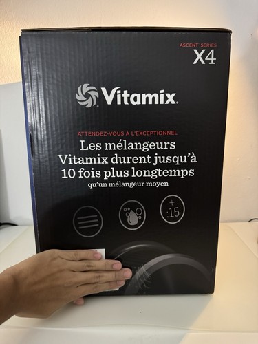 Vitamix - Ascent X4 Blender - Brushed Stainless - 48 FL oz - Picture 2 of 7