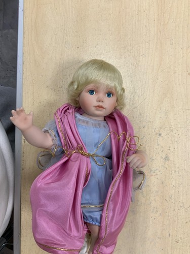 Arielle The Spring Angel Porcelain Doll By Ann Timmerman -Little Bit Of Heaven - Picture 8 of 14