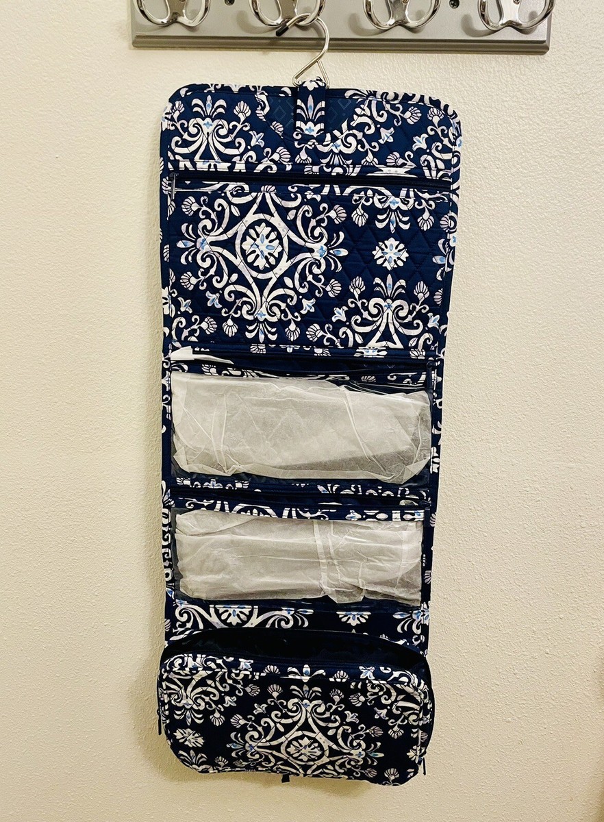 Vera Bradley Slings Steel Blue Medallion Vera Bradley Blue Island Medallion Essential Sling 13  main image 4