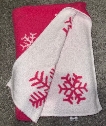 Nicole Miller Pink Snowflake Blanket - Picture 6 of 6