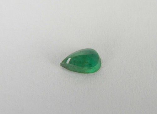 Pera de piedras preciosas facetadas esmeralda colombiana verde natural de 0,185 quilates EMD14 - Imagen 2 de 2