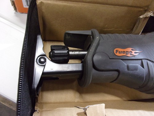 RIDGID ORBITAL RECIPROCATING SAW W/ BAG # R30022 - Picture 4 of 5