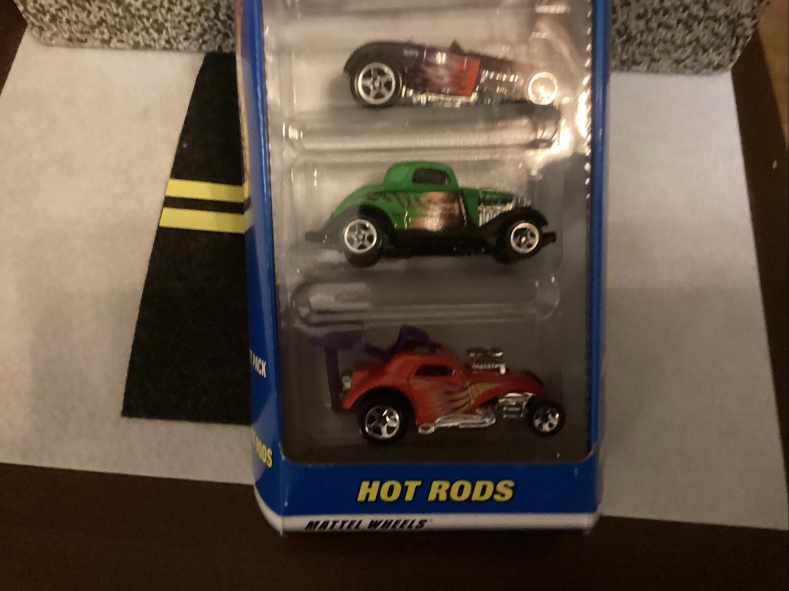 Picture 2 of 3