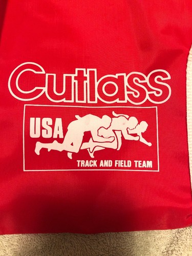 VTG 1980s Oldsmobile Cutlass Red Duffel Bag USA Track & Field Team Pre-owned - Foto 2 di 12
