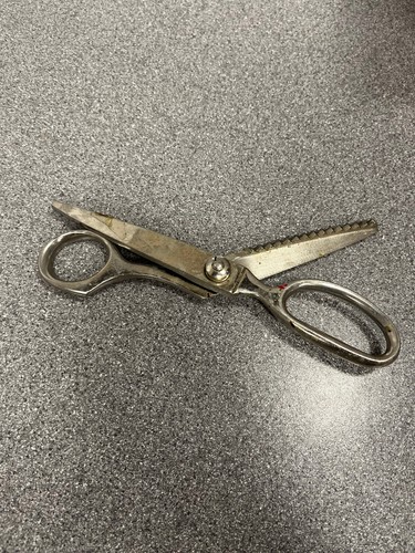 Gingher Pinking Shears Stainless Steel Chrome Scissors - Picture 5 of 9