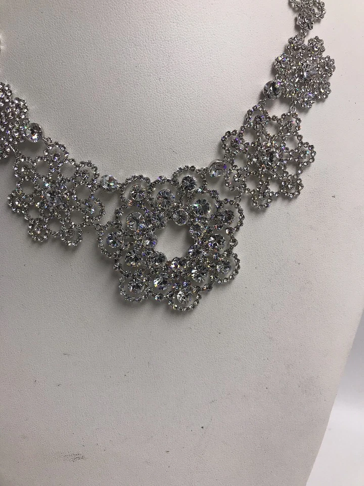 $248  Kate Spade Clear/Silver Crystal Lace Necklace S1B - Image 4 of 4