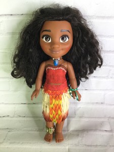 muñeca moana grande