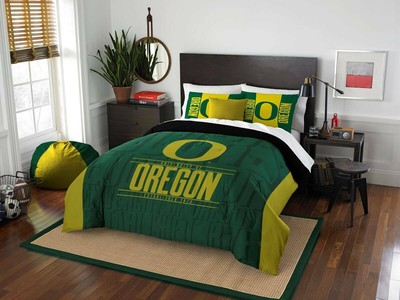 Oregon Ducks 3 Piece Full/Queen Comforter and Sham Set ...
