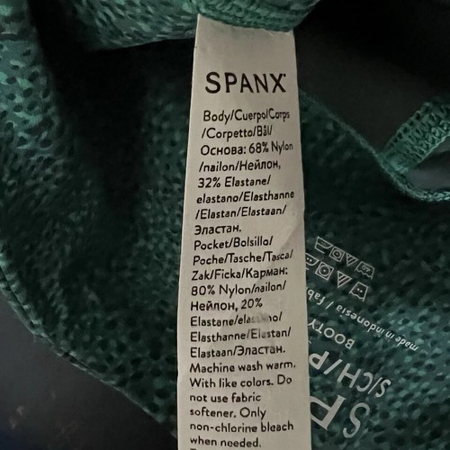 NWT SPANX Shape Booty Boost 7/8 Leggings Size Small Micro Dot Teal Athleisure - Picture 6 of 9