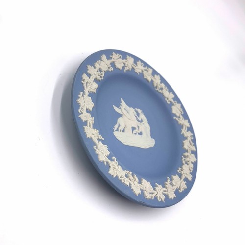 Wedgwood Plate Jasperware Blue Miniature Pegasus - Picture 5 of 7