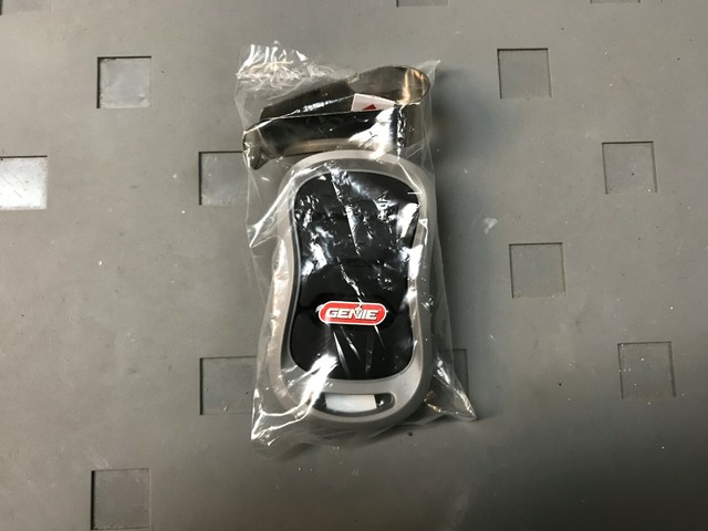 Genie Model G3t Garage Door Opener Remote 3 Button B8q 315390t3