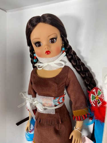 Very Rare 2007 21" Madame Alexander Indian Princess Cissy 47580 27/40 NIB W/COA - Picture 10 of 22