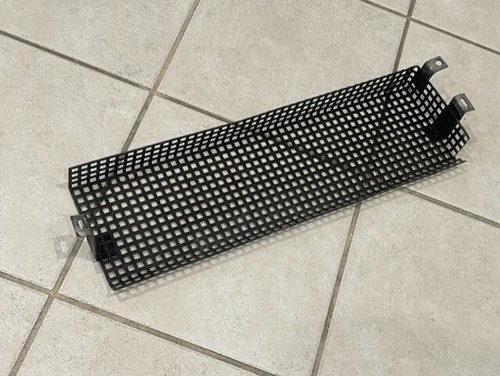 1969-89 PORSCHE 911 930 Front AC Condenser Grill Stone Guard 911.573.058.01 - Picture 2 of 11