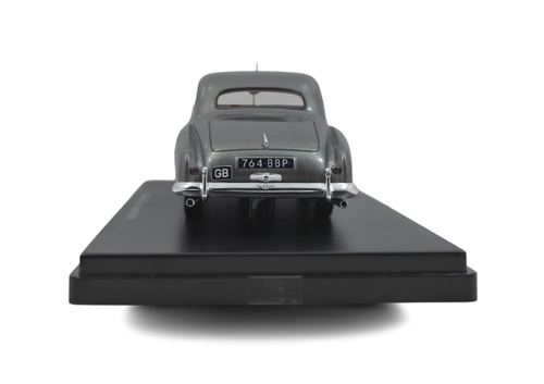 PRE-ORDER! Esval 1954 Bentley R-Type coupe by Abbott with rear skirts 1:43 - Picture 15 of 21