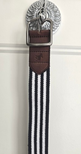 Abercrombie & Fitch Kids 14 REVERSIBLE Woven Navy Solid or White Stripe Belt - Picture 3 of 16