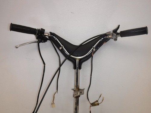1974 Yamaha sl433 HANDLEBARS STEERING CONTROLS CABLES SWITCHES - Picture 10 of 10