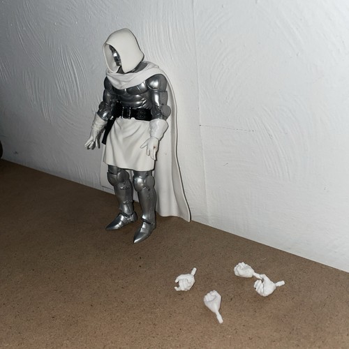 Marvel Legends Dr Doom Fantastic 4 Movie Costume 6" Action Figure - Picture 6 of 6