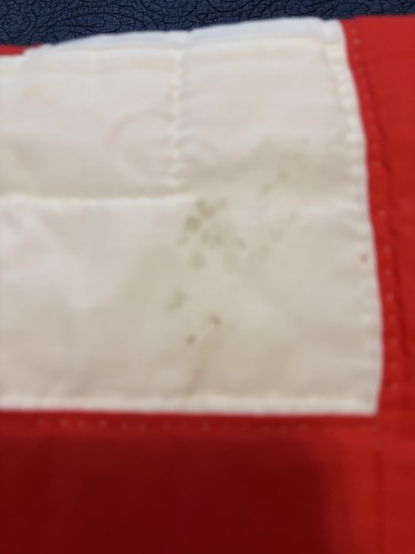 AMISH QUILT HANDMADE Vtg  LOG CABIN PATTERN 89x80 Gorgeous Red White Pale Blue - Picture 11 of 13