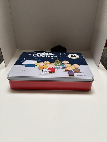 A Charlie Brown Christmas Tin Cookie Snoopy Lights w/ Jingle Bells Song Working - Picture 4 of 5