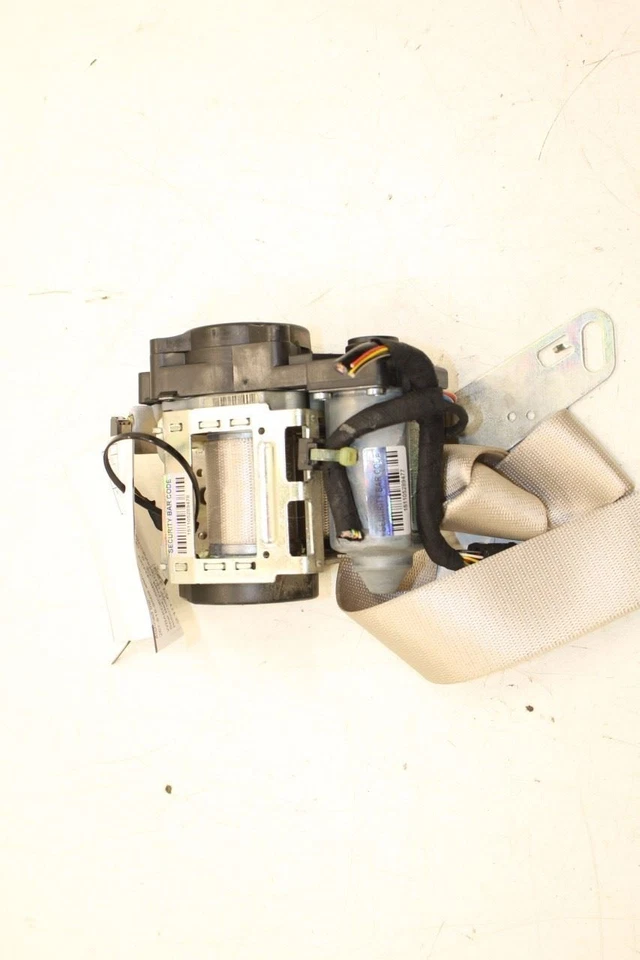 BMW 750Li xDrive 2010-12 4,4 L pasajero delantero lado derecho cinturón retractor *ReaD* Foto 3 de 4