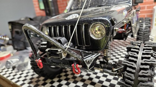 🔥 Axial SCX10-II Jeep Wrangler Rubicon JLU W/ Upgrades Winch Lights Electronics - Picture 6 of 21