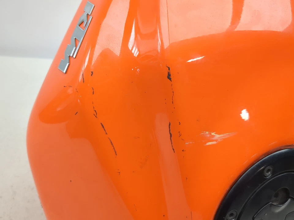 Depósito de gasolina 22-25 KTM 390 RC Foto 4 de 4