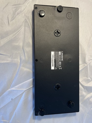 Linksys LGS116 switch Ethernet 16 porte Gigabit usato funzionante senza alimentatore - Foto 4 di 7