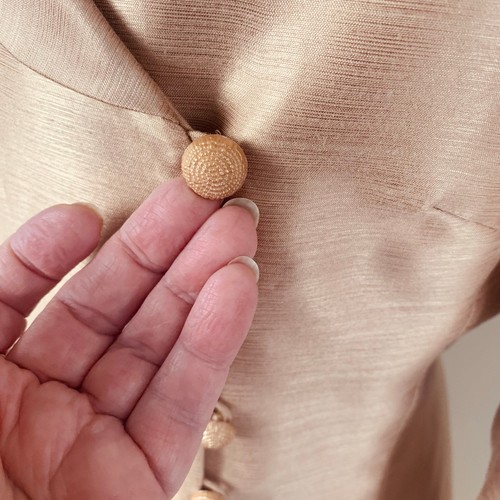 Le Suit Gr. 10 2-Teiler Rock Anzug mit Blazer Jacke glänzend pfirsich Kampagne formell - Bild 6 von 10