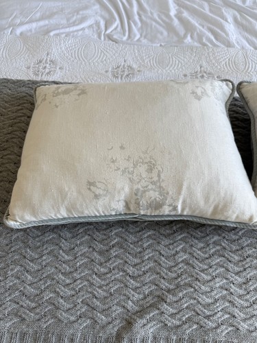 Cabbages and Roses Hatley French Blue on White Linen cushions 40 x 50 Coll TW10 - Picture 5 of 12