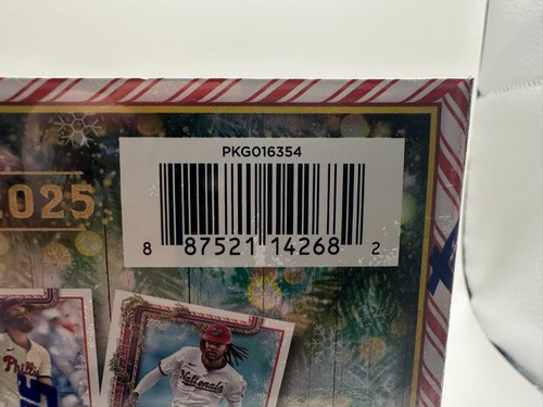 NEW 2025 Topps Holiday Baseball MLB Mega Box Factory Sealed - Picture 4 of 7