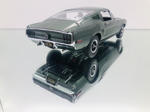 Ford *Bullitt*Mustang GT 1968 Danbury como nuevo con documentos+ modelo de antena trasera raro 1:24 - Imagen 5 de 20