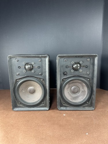 ADS L300C vintage stereo bookshelf speakers UNTESTED SHIPS FAST! - Picture 1 of 10