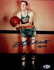 Clyde Lovellette Signed Autographed 8X10 Photo Minneapolis Lakers 