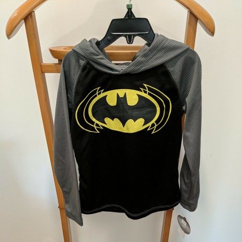 Batman Boys long Sleeve Pullover Hoodie Size 7 - Picture 1 of 3