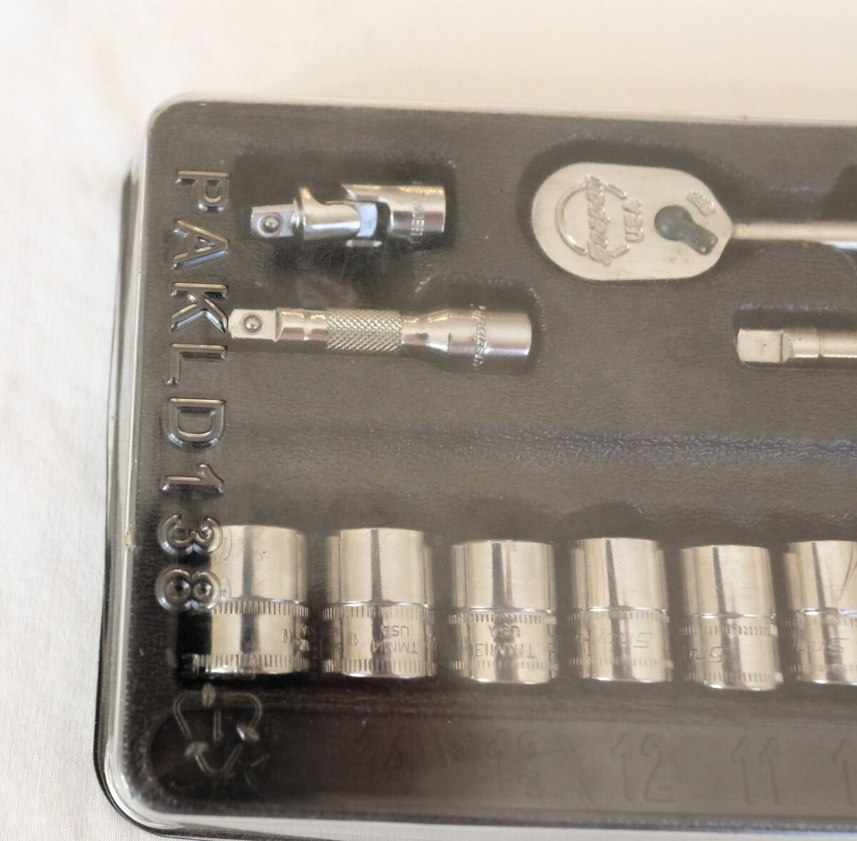 Snap-On Tools 117TMM 17 Piece 1/4”Dr 6Pt Metric Starter Set Snap-On Tools 117TMM 17 Piece 1/4”Dr 6Pt Metric Starter Set