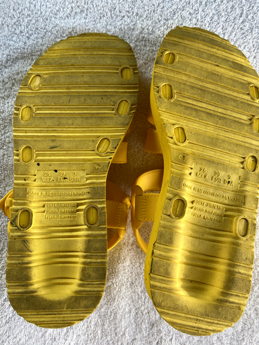 Rouge Women's Sz 9 Yellow Silicone Open Toe Sandals - Picture 11 of 12