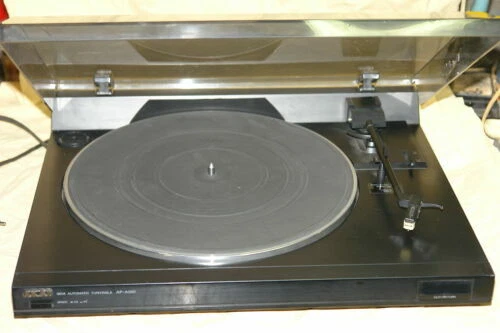 Componenti Akai per impianti Hi-Fi per la casa