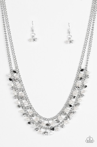 Paparazzi Necklace - Majestic Marinas - White - Picture 4 of 8