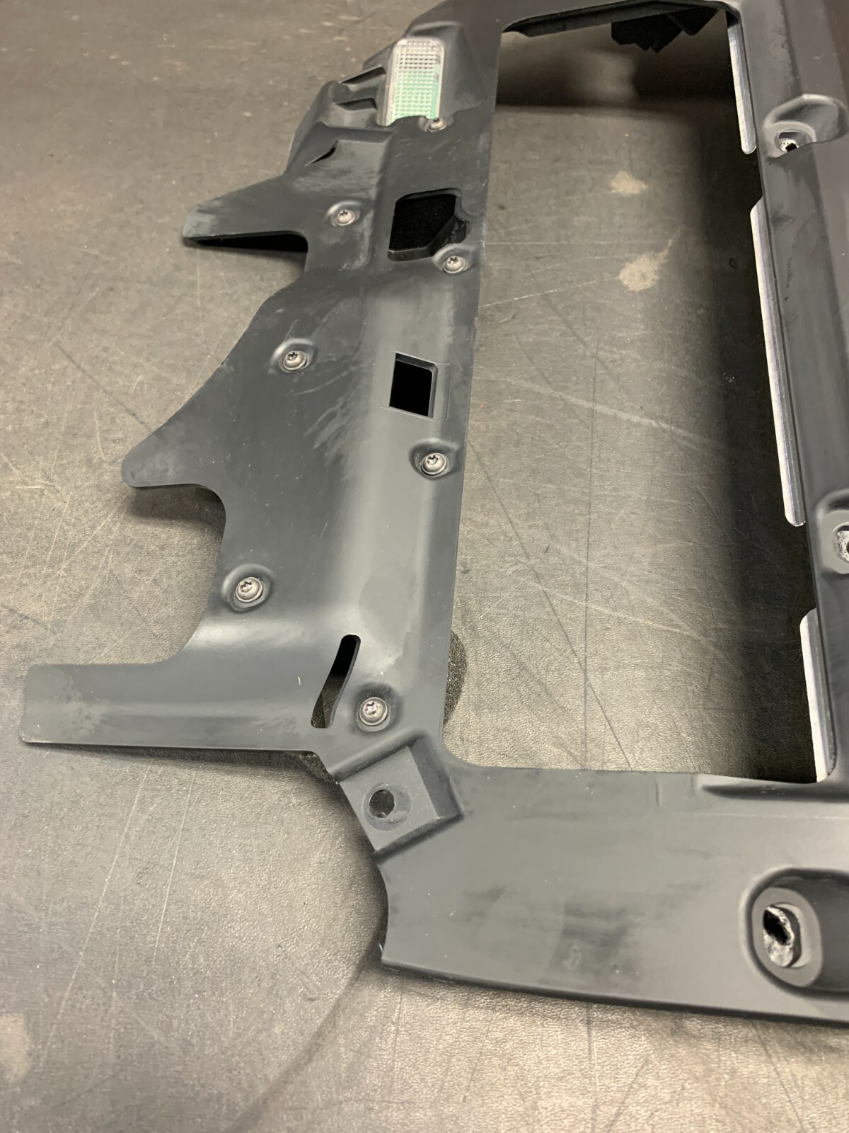2012 AUDI R8 V10 GT OEM DRIVER KNEE PANEL TRIM DASH