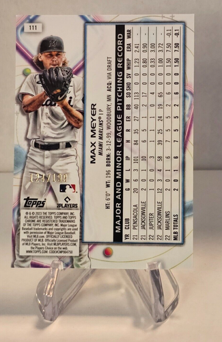 2023 Topps cromo cosmico ~ rifrattore acqua Max Meyer /199 RC #111 Marlins - Foto 2 di 2