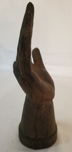 Mano de hierro fundido para joyería - Imagen 2 de 4