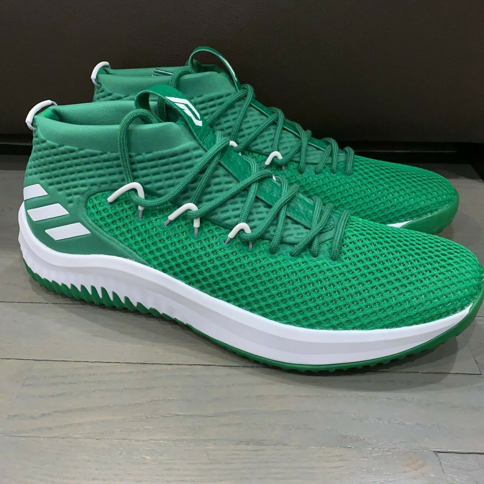 green dame 4