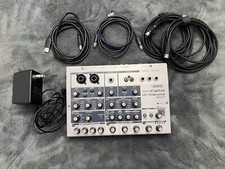 Roland EDIROL UA-700 24-Bit USB Audio with COSM Effects and MIDI Interface