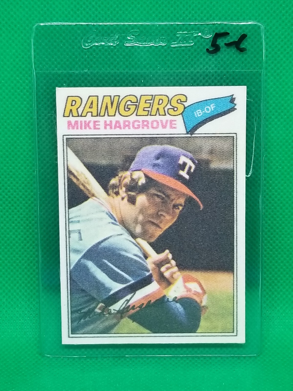 ⚾1977 Topps Cloth Stickers Set Break #20 MIKE HARGROVE⚾ EX-EXMINT
