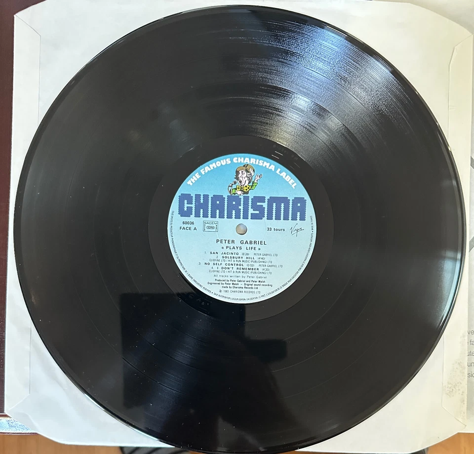 Peter Gabriel - Plays Live - 1983 vinyl double LP - VGC+ (European press) - Image 3 of 4