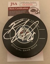 Blake Wheeler signed Winnipeg Jets Official Game Puck autographed JSA
