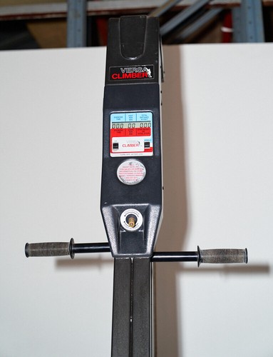 VersaClimber Commercial (MMA Cardio) FITNESS Cardio HIIT Gym Training - Picture 3 of 4