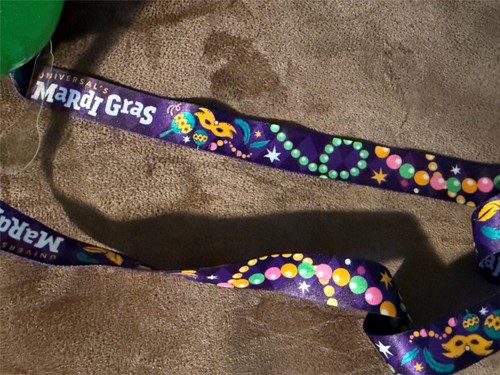 Universal Studios Mardi Gras Parade King Gator Popcorn Bucket 2024 Lights Up New - Picture 12 of 12